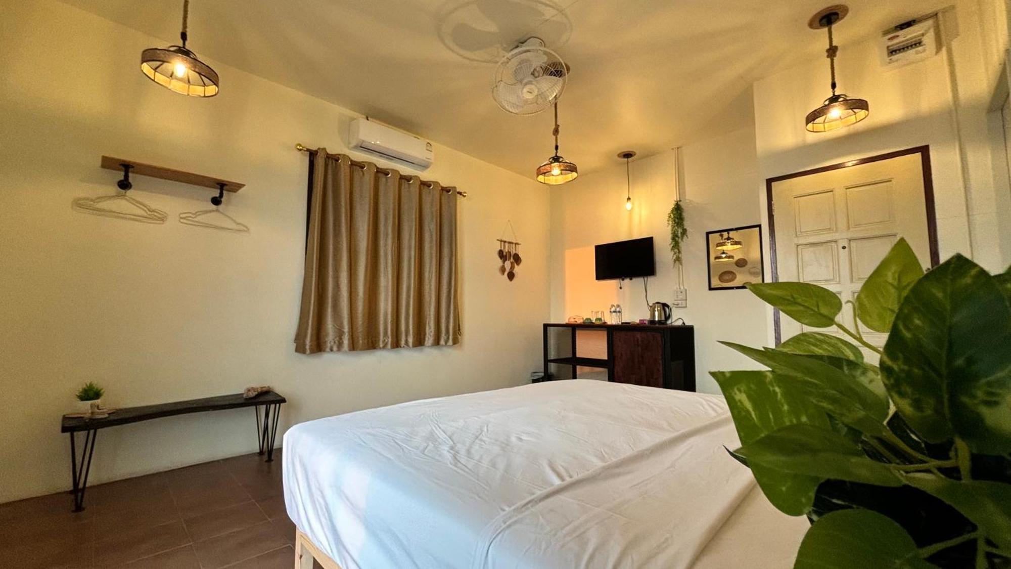 Tchin Tchin Guesthouse Koh Chang Buitenkant foto