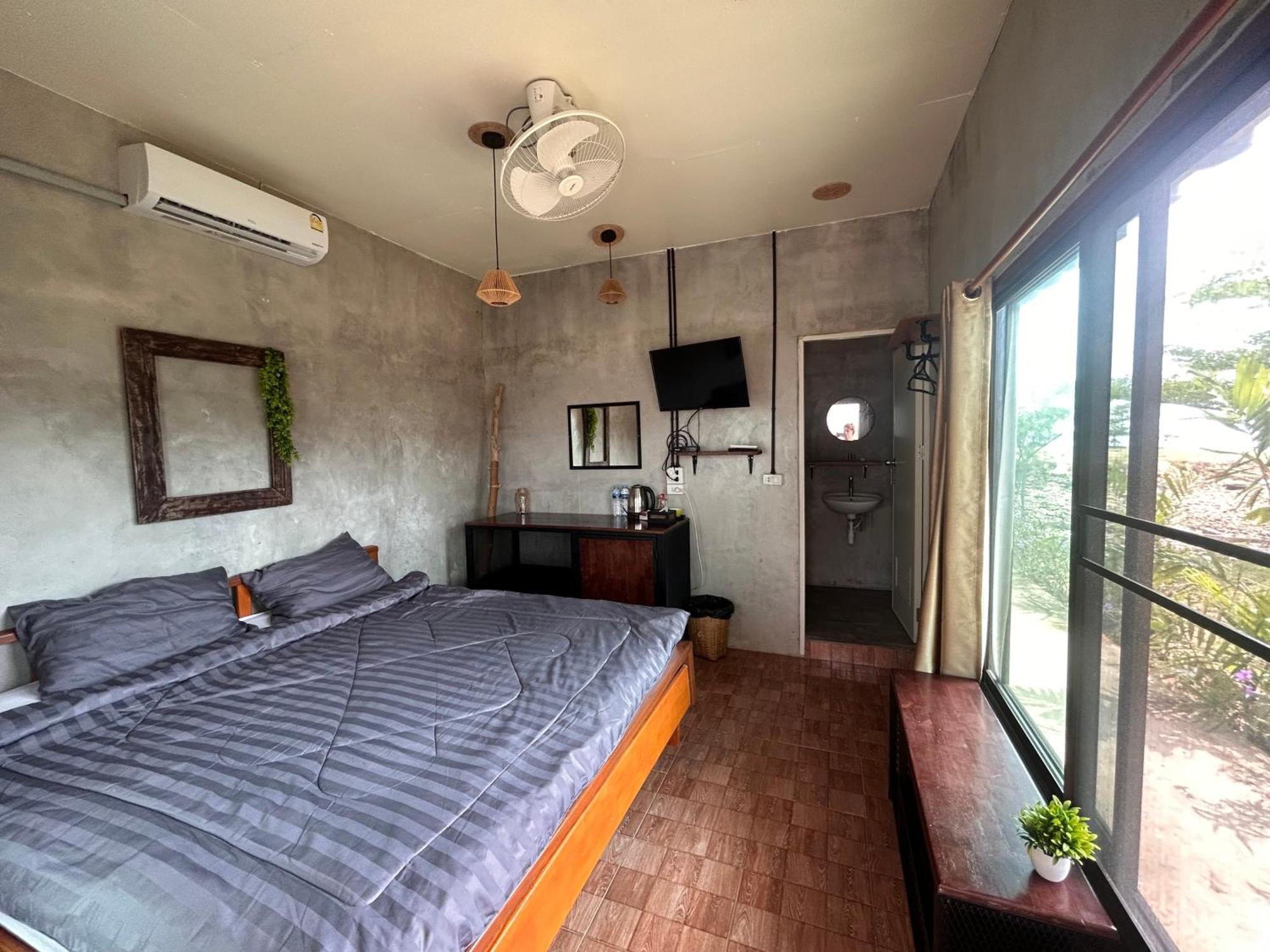 Tchin Tchin Guesthouse Koh Chang Buitenkant foto