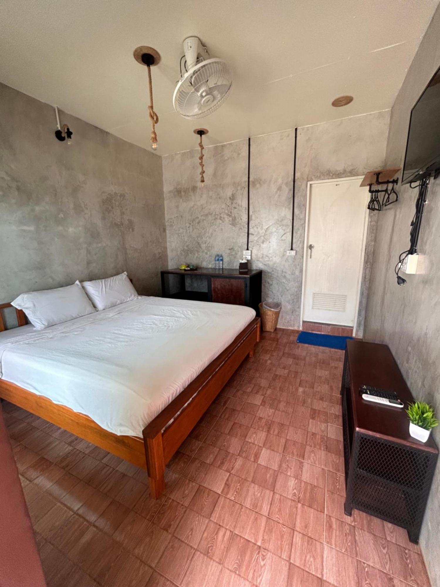 Tchin Tchin Guesthouse Koh Chang Buitenkant foto